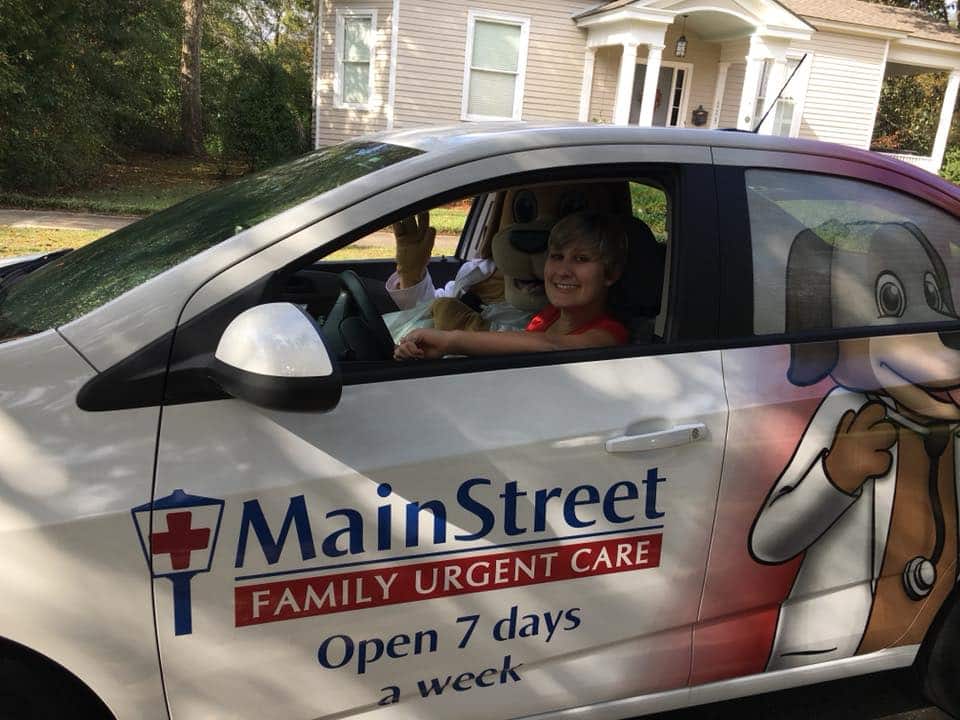 Mainstreet Car and Mascot