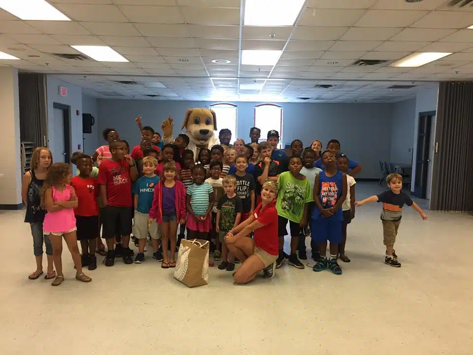 MainStreet Mascot at Eufaula Rec Center with big group of kids
