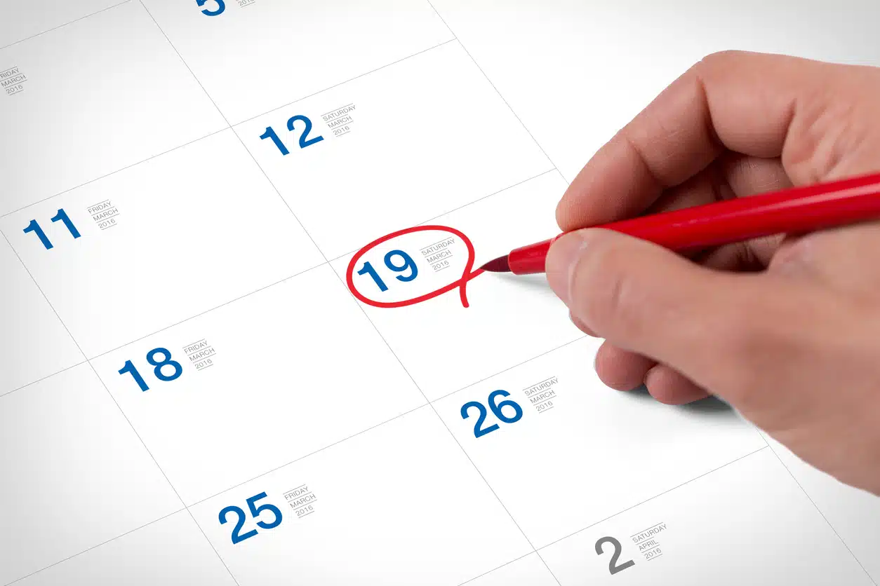 what are annual physical exams? Date marked on a calendar and circled